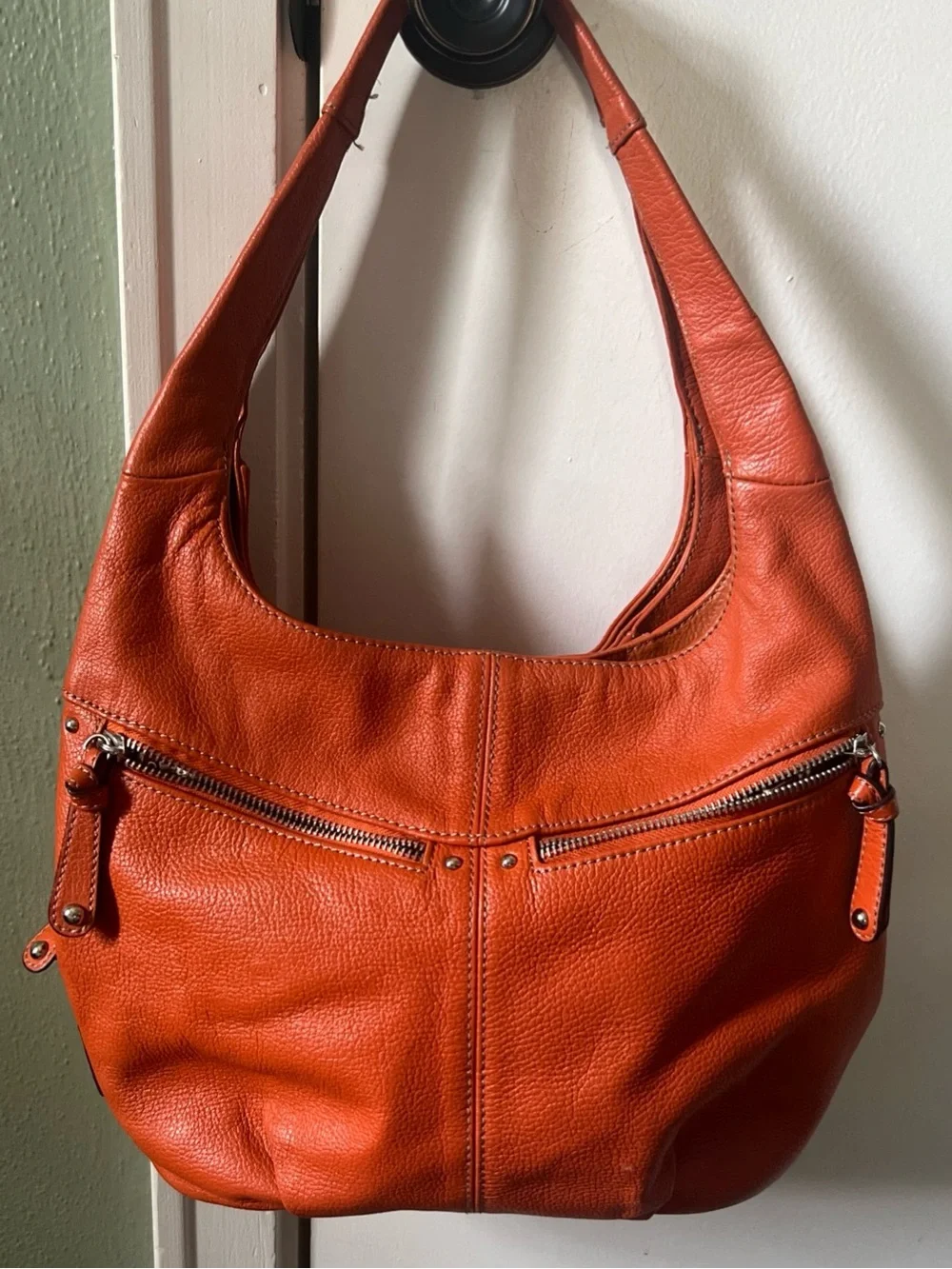 VTG Tignanello BRICK Leather Shoulder Bucket Bag Hobo EUC Almost Fall Ya All